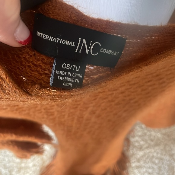 3/$15 Inc Shawl asymmetrical one size NWOT shrug - Picture 2 of 2